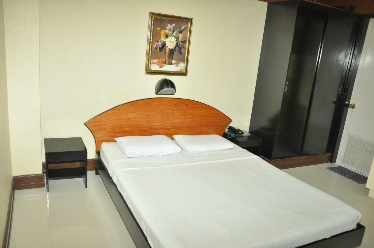 Paragon Suites Cebu Ngoại thất bức ảnh